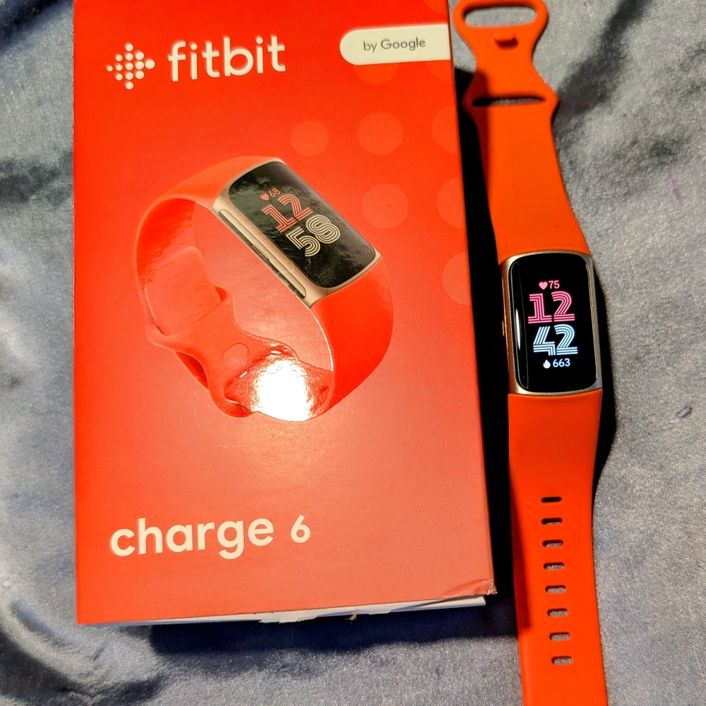 Fitbit Charge 6 Smartwatch - Orange